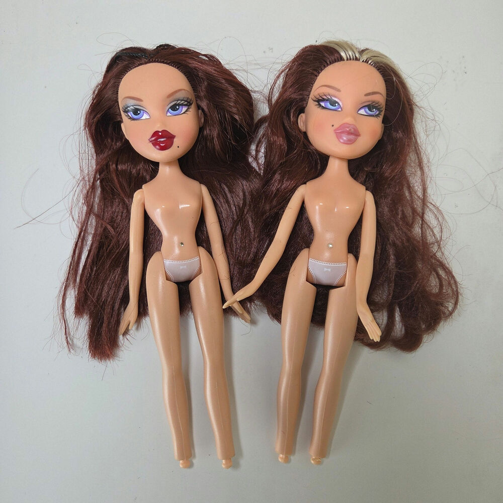 Vintage Bratz OOAK Rebodied Rerooted Twiins Phoebe and Roxxi dolls